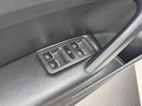 Used 2013 Volkswagen Passat TDI SEL Premium FWD image 20