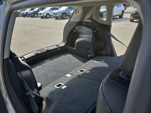 Used 2022 Jeep Compass Limited image 39