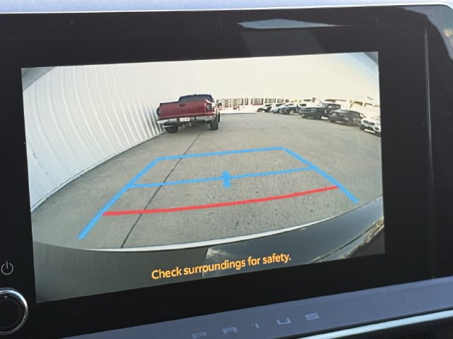 Used 2025 Toyota Prius FWD image 21
