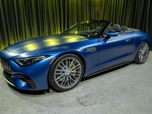 New 2025 Mercedes-Benz SL 55 AMG 4MATIC image 2