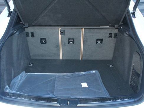 New 2026 Porsche Macan S image 12