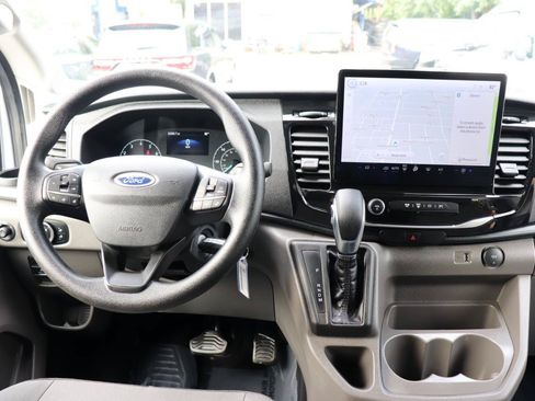 Used 2025 Ford Transit 350 XLT RWD image 19