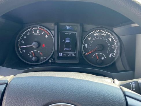Used 2022 Toyota Tacoma SR w/ SX Package RWD image 35