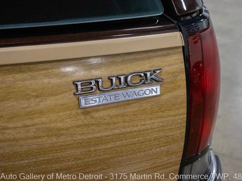 Used 1996 Buick Roadmaster Estate image 35