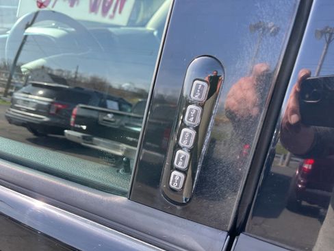 Used 2010 Ford Explorer Limited image 15