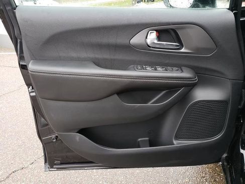 New 2026 Chrysler Voyager LX image 11