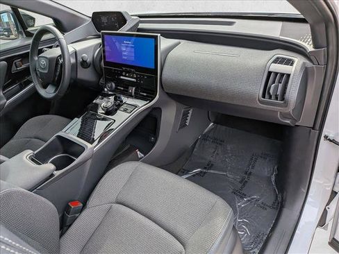 Used 2025 Toyota bZ4X XLE image 19