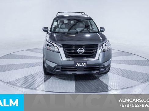 Used 2022 Nissan Pathfinder SV FWD image 15