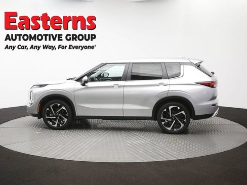 Used 2024 Mitsubishi Outlander SE FWD image 61