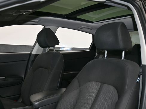 Used 2019 Kia Optima LX w/ LX Premium Package image 11