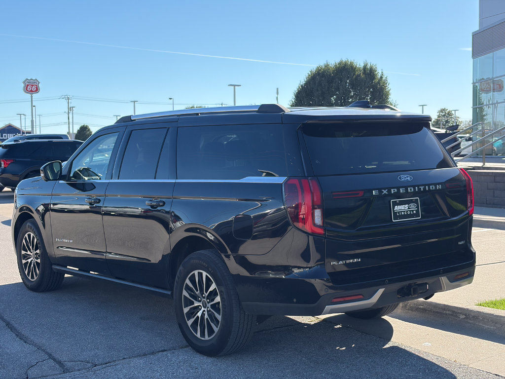 Used 2025 Ford Expedition Max Platinum AWD/4WD image 4