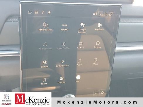 New 2026 GMC Terrain AT4 w/ LPO, Floor Liner Package AWD/4WD image 15