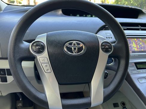 Used 2015 Toyota Prius Three w/ Solar Roof Package FWD image 14