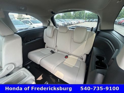Certified 2026 Honda Odyssey EX-L image 27