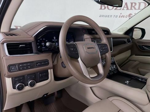 Used 2024 GMC Yukon Denali w/ Max Trailering Package AWD/4WD image 11