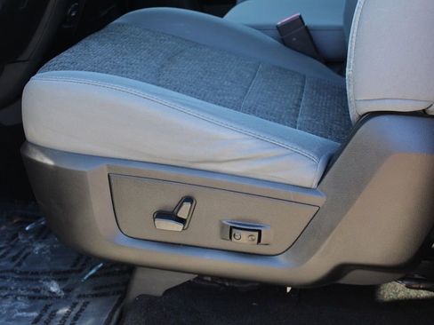 Used 2016 RAM 2500 Big Horn image 15