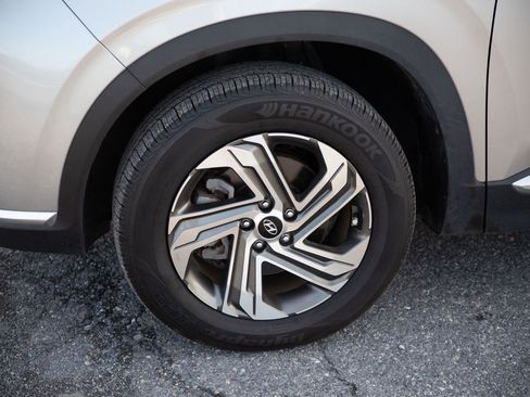 Used 2021 Hyundai Santa Fe SEL image 9