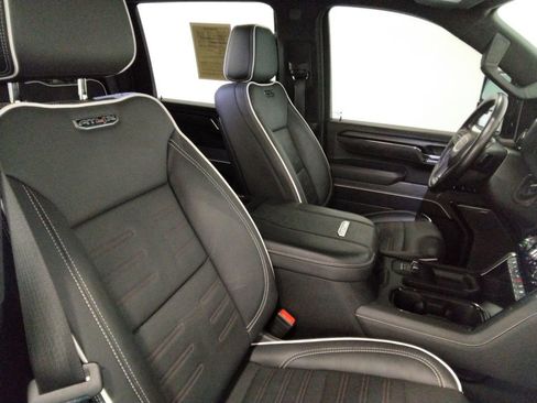 Used 2024 GMC Sierra 2500 AT4X image 50