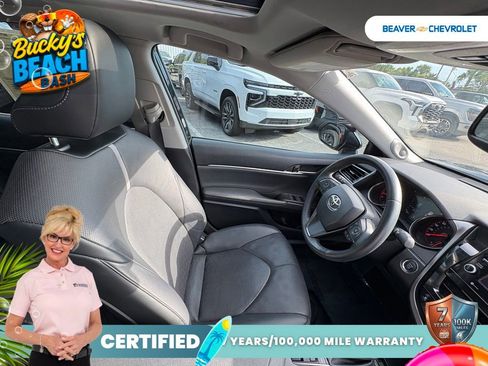 Used 2022 Toyota Camry XSE w/ Navigation Package FWD image 28