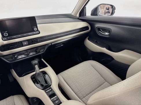 Certified 2024 Honda HR-V LX image 21