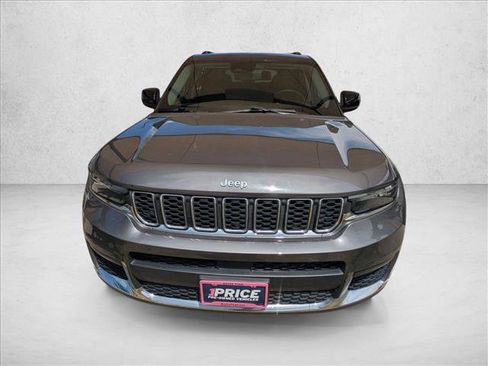 Used 2023 Jeep Grand Cherokee L Laredo w/ Luxury Tech Group I AWD/4WD image 2
