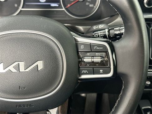 Used 2022 Kia Sorento SX image 25