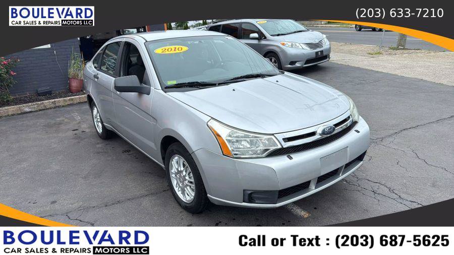 Used 2010 Ford Focus SE FWD image 1
