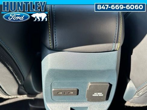 Used 2025 Ford Maverick Lobo image 15