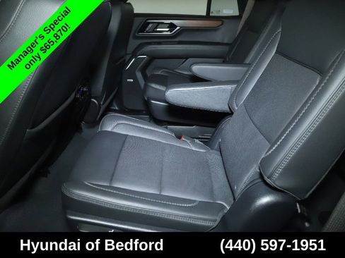 Used 2025 GMC Yukon Denali AWD/4WD image 17