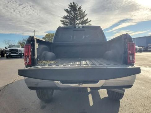 Used 2025 RAM 2500 Laramie w/ Sport Appearance Package image 28