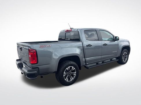 Used 2022 Chevrolet Colorado Z71 AWD/4WD image 8