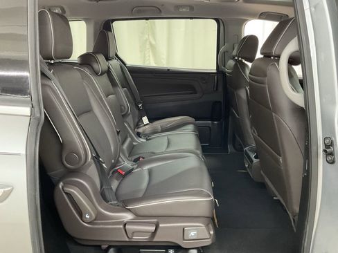 Used 2023 Honda Odyssey Elite image 32