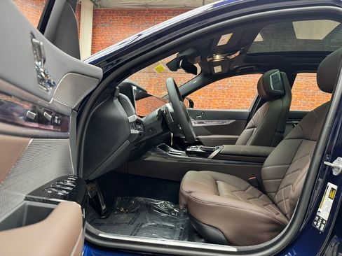 Used 2026 BMW 740i xDrive image 22