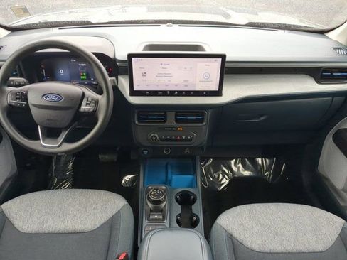 Used 2025 Ford Maverick XLT w/ Equipment Group 302A image 15