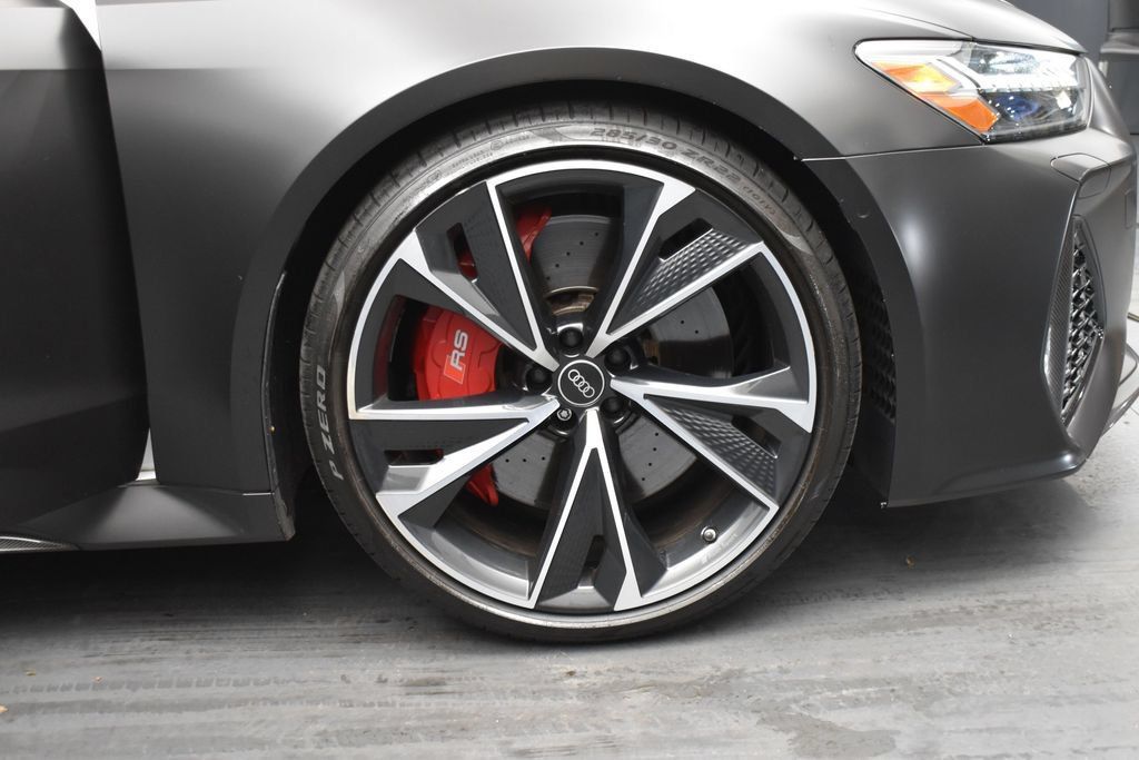 Used 2021 Audi RS 7 Sportback w/ Carbon Optic Package AWD/4WD image 5