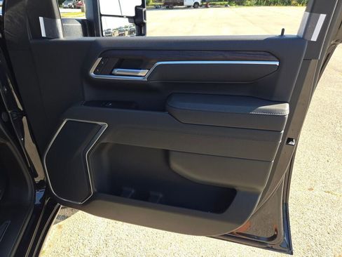 New 2026 GMC Sierra 2500 SLT image 7