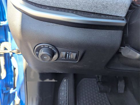 Used 2022 Jeep Compass Latitude w/ Convenience Group image 28