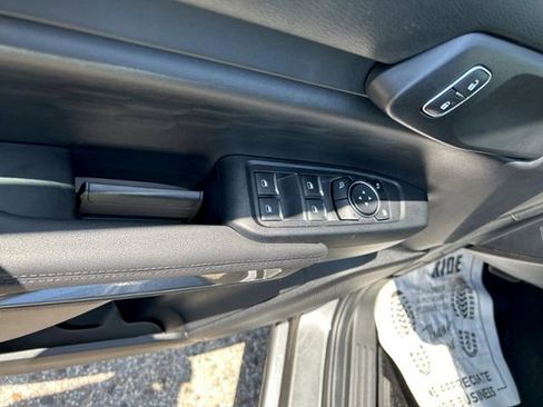 New 2025 Ford Ranger XLT w/ Black Appearance Package image 9