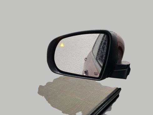 Used 2021 Jeep Cherokee Latitude Plus image 19