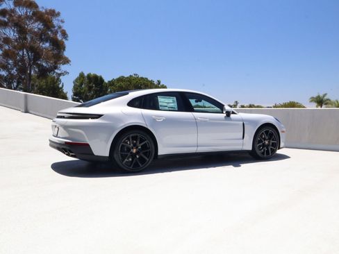 New 2026 Porsche Panamera 4 AWD/4WD image 8
