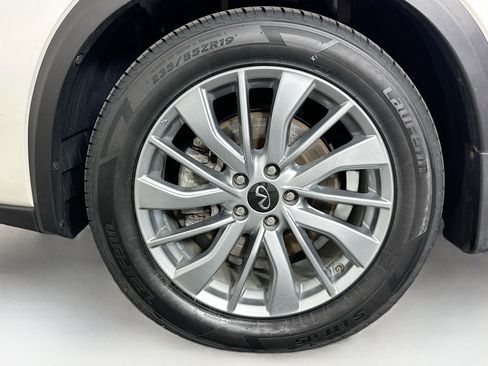 Used 2023 INFINITI QX50 Luxe AWD/4WD image 11