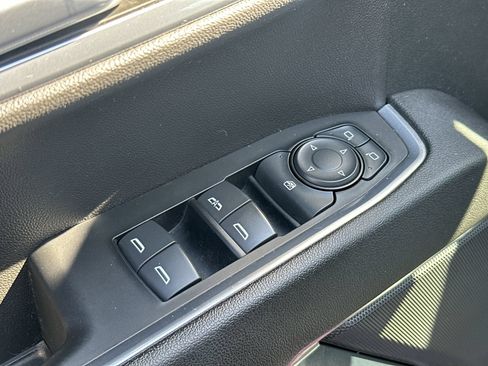Used 2023 Chevrolet Silverado 1500 RST AWD/4WD image 15