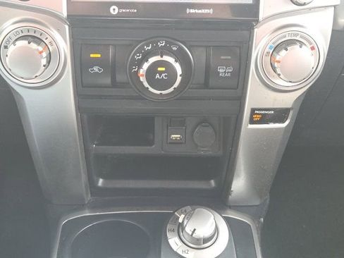 Used 2021 Toyota 4Runner SR5 image 33