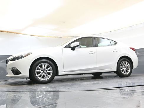 Used 2015 MAZDA MAZDA3 i Grand Touring image 39