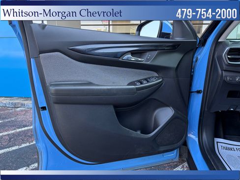 Used 2024 Chevrolet TrailBlazer LT w/ LT Cold Weather Package FWD image 11