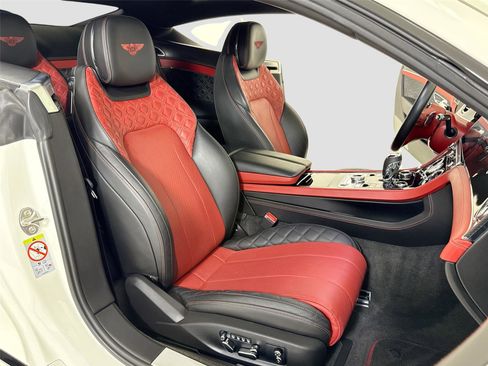 Used 2020 Bentley Continental GT AWD/4WD image 26