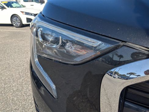 Used 2019 GMC Terrain SLE w/ Driver Convenience Package image 10