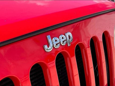 Used 2014 Jeep Wrangler Rubicon w/ Power Convenience Group AWD/4WD image 30