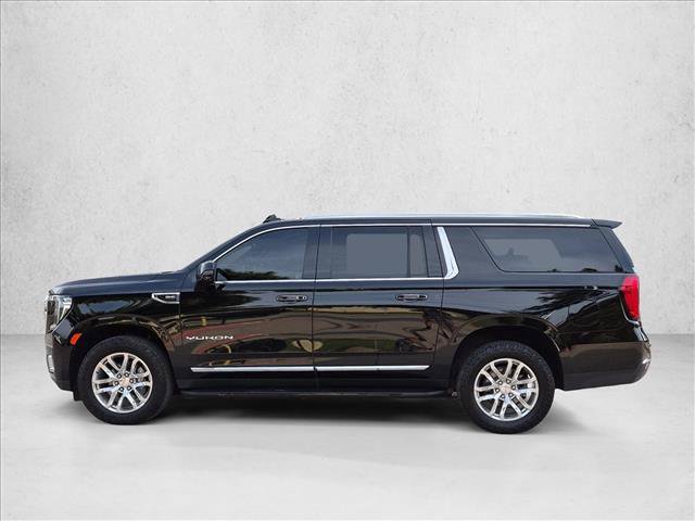 Used 2022 GMC Yukon XL SLT w/ SLT Premium Package AWD/4WD image 9