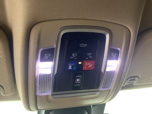 Used 2019 RAM 1500 Limited AWD/4WD image 28